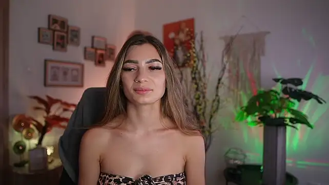 Anna_Brie live XXX chat