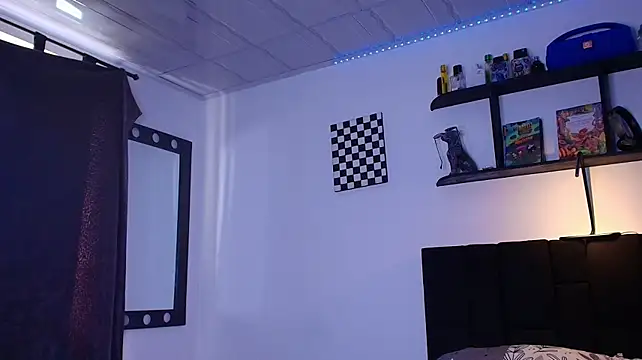 צ'אט XXX בשידור חי של Jacob__10