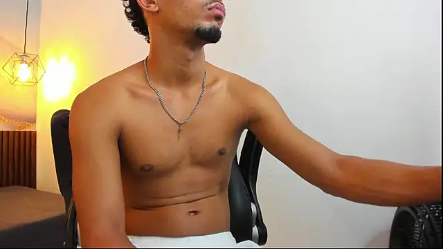 צ'אט XXX בשידור חי של DrakeFoxx