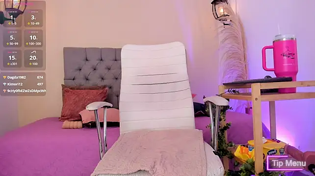 Chat +18 de Maite_Smith_ ao vivo