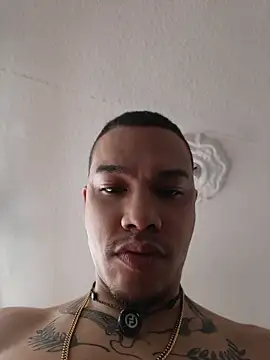 AlphaMasterXxx Live XXX-Chat