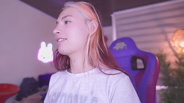 XXX chat uživo modela Rebecah_1