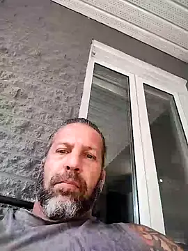 AceticPinscher Live XXX-chat