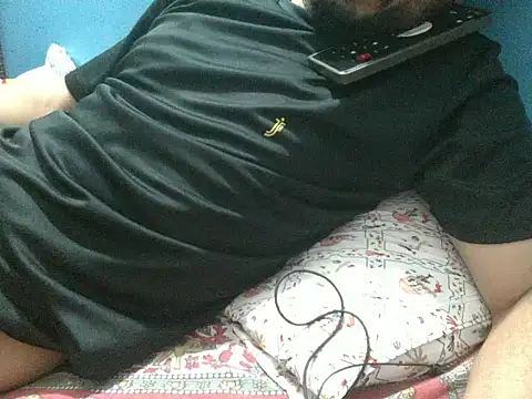 XXX chat uživo modela Precumboner