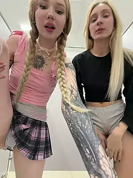 XXX chat uživo modela Pink_Kiss