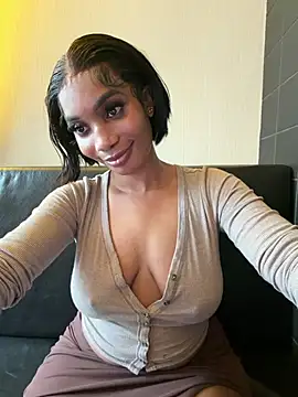 ___Nessa XXX чат на живо