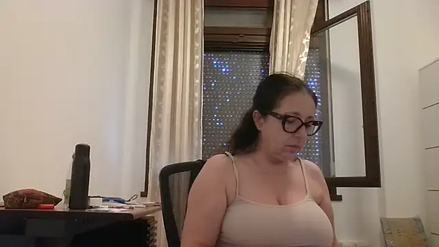 Chatroom XXX en direct de Miasexmilf