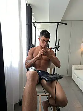 Czat XXX na żywo – Paradise_boy__