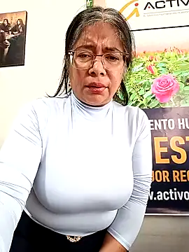 __valentina18 Chat XXX in diretta