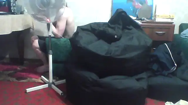 KaelNox Chat XXX in diretta