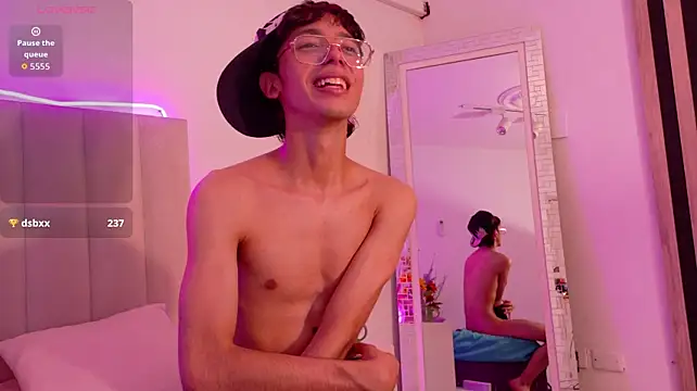 Онлайн чат XXX Twink_Sebas7
