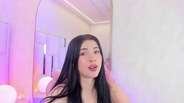 צ'אט XXX בשידור חי של imnikaa_