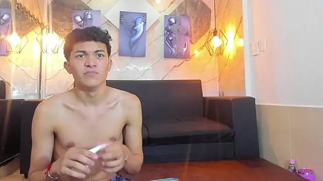 Yeff_26 Chat XXX live