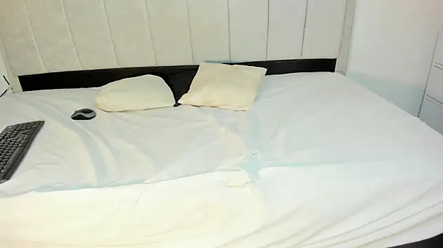 Živý XXX chat Eden_Reyy
