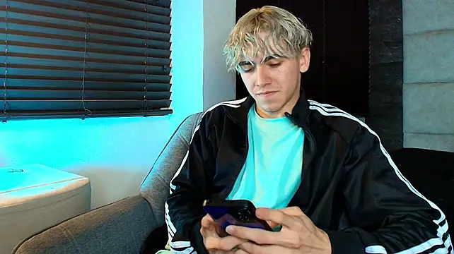 Chat XXX ao vivo de Tyler_Mcrey