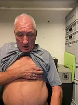 Wolfgang19524 Webcam show