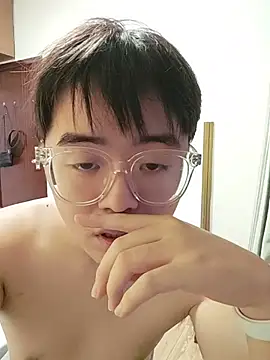 Charliez0088 在線直播表演