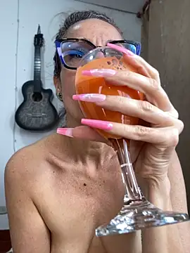 Goddess-Love- – Live XXX-chat