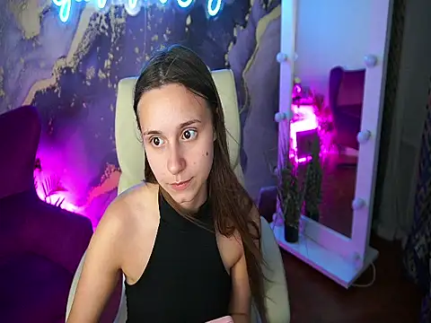 TinyNatalie Live XXX-Chat