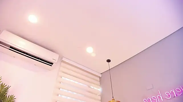 دردشة cherry_monroe الجنسية المباشرة