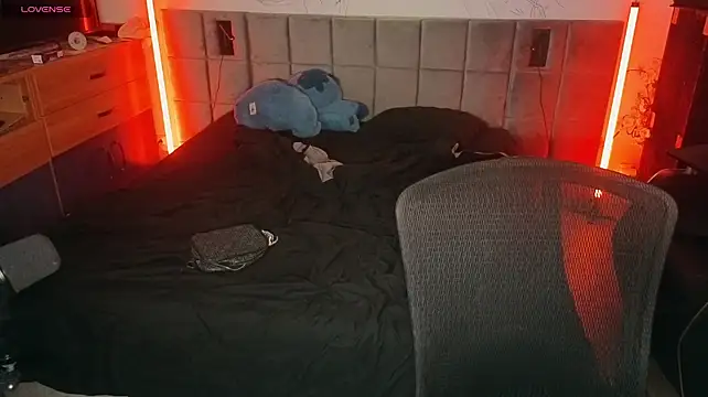 JordanShow's Live XXX Chat