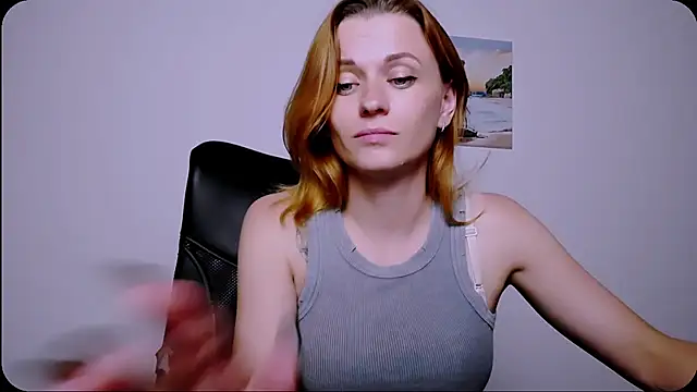 PeppyMia XXX чат на живо