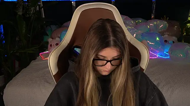 Lissaa_Moon élő XXX-chatje