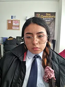 Angela__05 XXX чат на живо