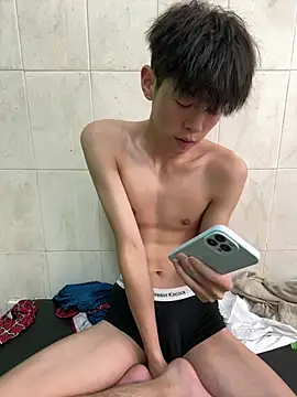 Chat XXX en directo de Hao-789