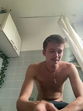 Toyjungee Adlı Modelin Canlı XXX Sohbeti