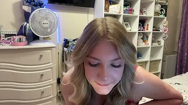 MayaStarlight লাইভ XXX চ্যাট