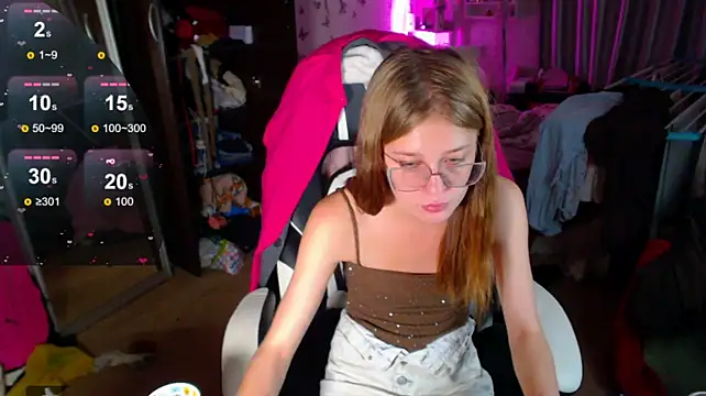 Kira_honeyy – Live XXX-chat