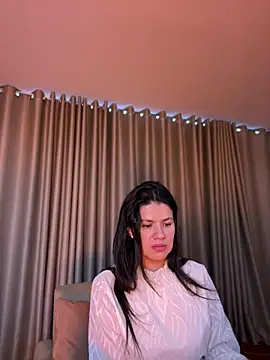 Aliinak XXX чат на живо