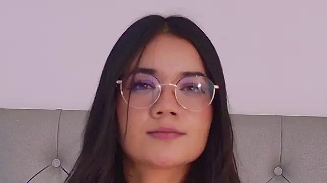 JulsPatel Adlı Modelin Canlı XXX Sohbeti
