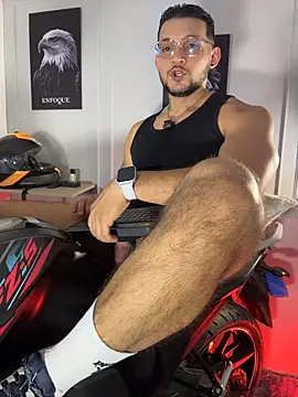 Živý XXX chat Marco_Vega