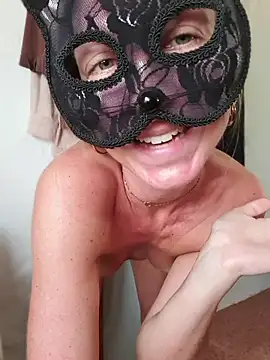 lovelykitty Live XXX-Chat