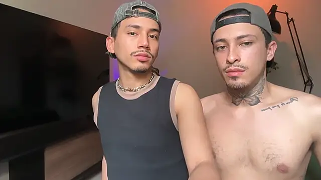Noah_and_Stevenのウェブカメラショー