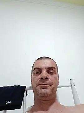 SIRMASTERDOMINATORXXL élő XXX-chatje