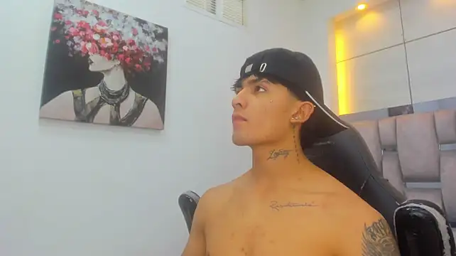 Ruslan_marcel 即時 XXX 聊天