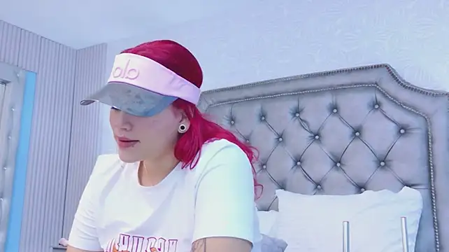 CherryTayloor Chat XXX in diretta