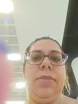 Chat XXX ao vivo de MysticBlue69
