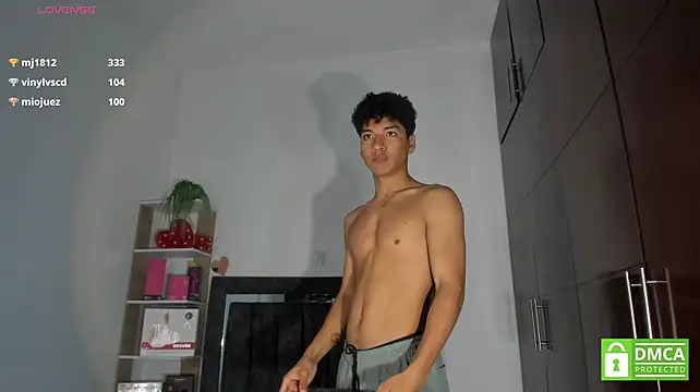 Maximiliano_Young Webcam-Show