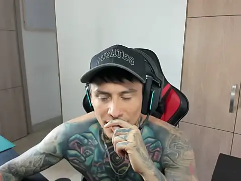 Chrissblack Live XXX-Chat