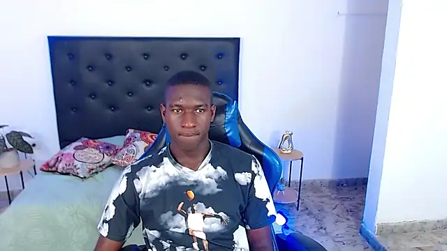 yousimon18 Chat XXX in diretta