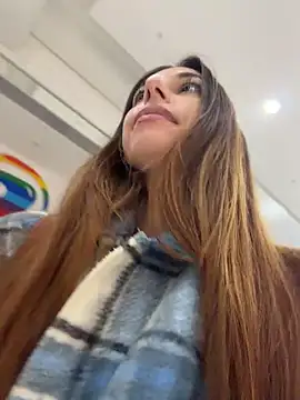 AmelieCrystal Adlı Modelin Canlı XXX Sohbeti