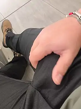cyclops86n Live XXX chat