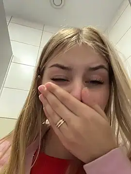 XXX chat uživo modela RossyMood