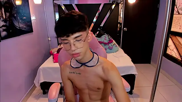 Živý XXX chat LiamHeatx