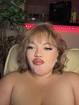 Vixen-Kiss Chat XXX live