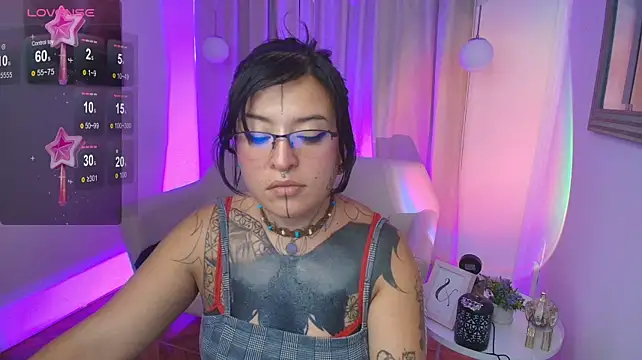 צ'אט XXX בשידור חי של lena_w_